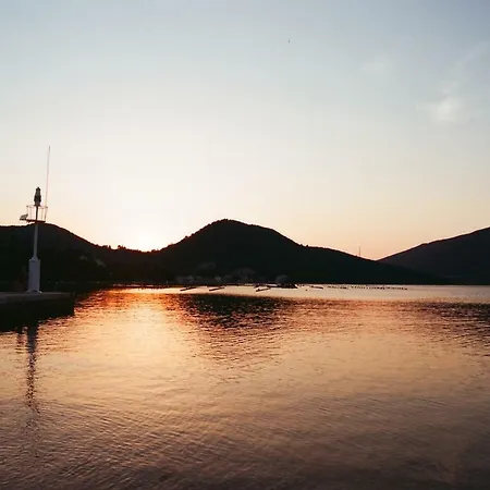 아파트 Krile- Vacation In Nature 스톤
